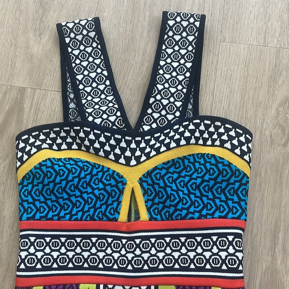 BCBC MAX AZRIA SUPER SEXY DRESS- MULTI-COLOR NWT’s. WOMENS - XXS - Picture 3 of 17